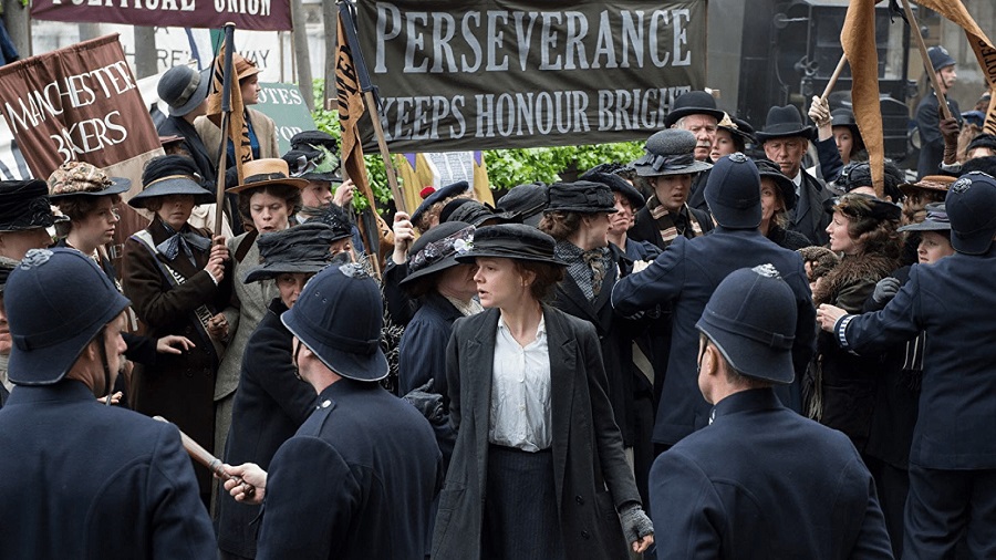 Anneler… Kız çocukları… İsyancılar…