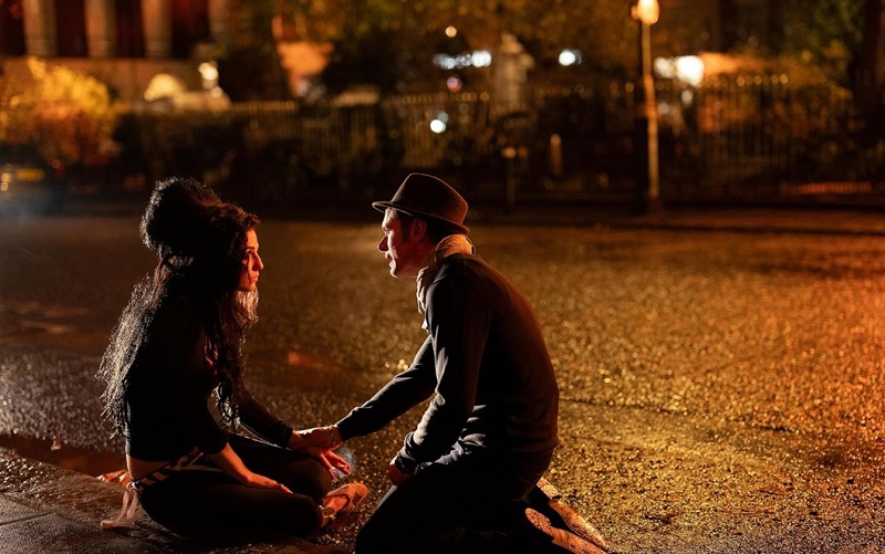 “Yağmurdan kaçarken doluya tutulmak”